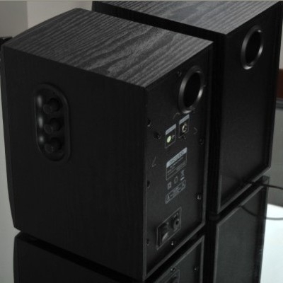 Microlab B70